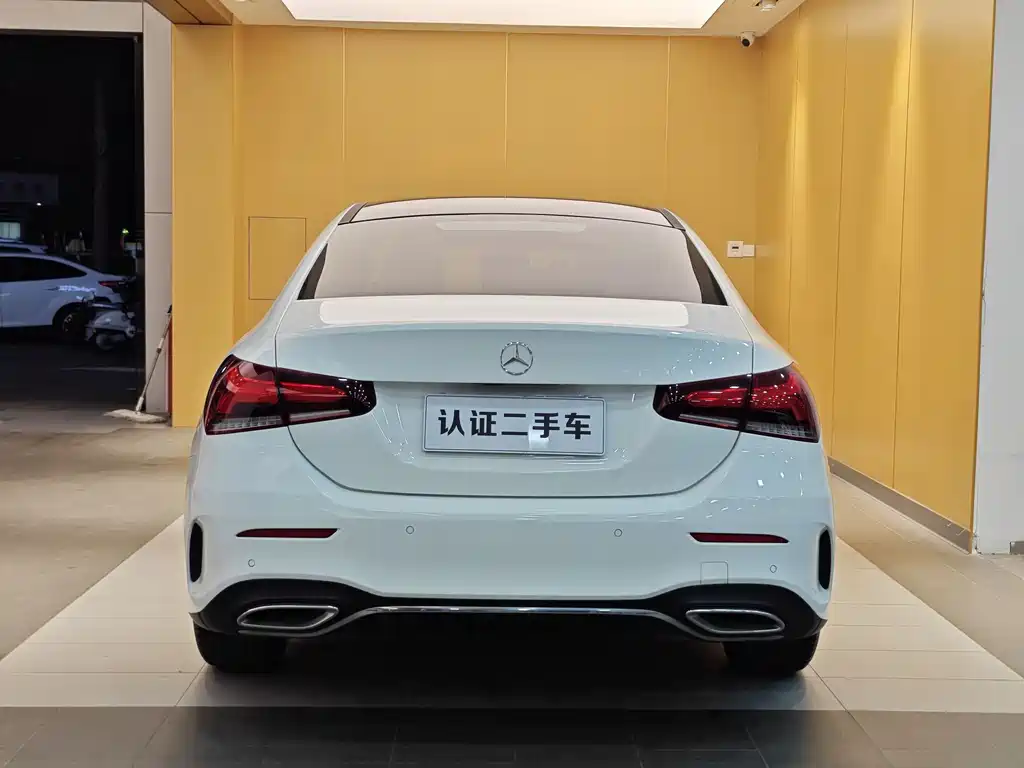 Mercedes-Benz A 200 L Sport Sedan Fashion Edition 2021