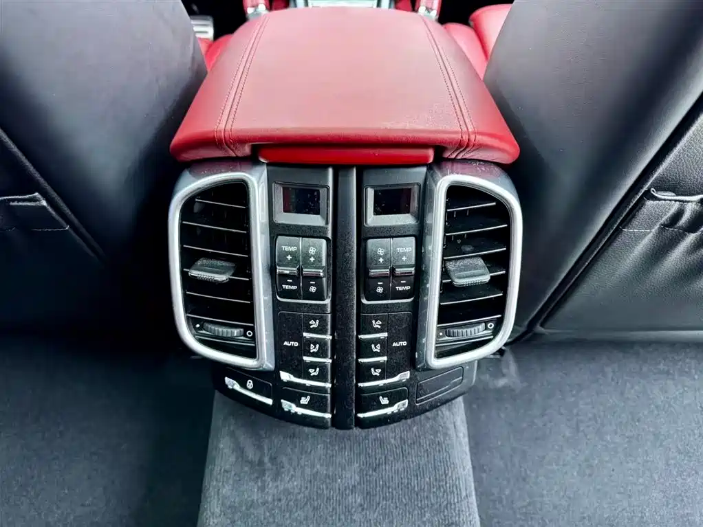 Cayenne 2016 Model Cayenne Turbo 4.8T