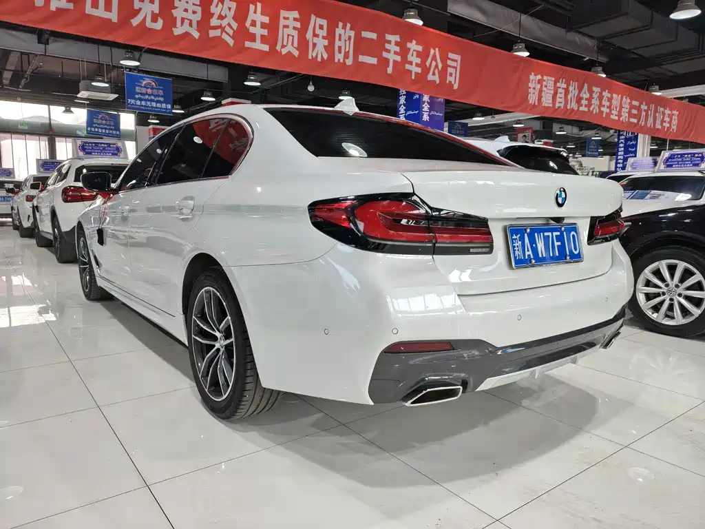 BMW 5 Series 2022 Model Refresh 525Li M Sport Package