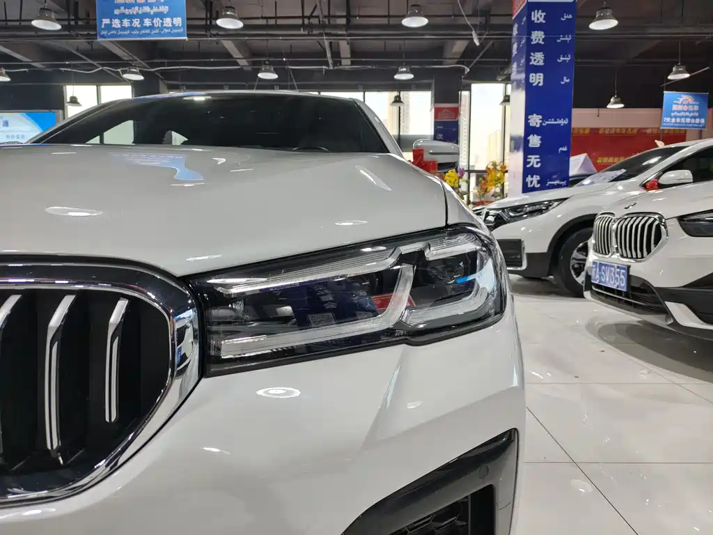 BMW 5 Series 2022 Model Refresh 525Li M Sport Package