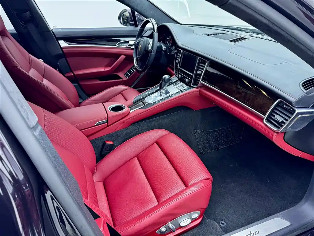 Panamera Turbo Executive 4.8T 2014