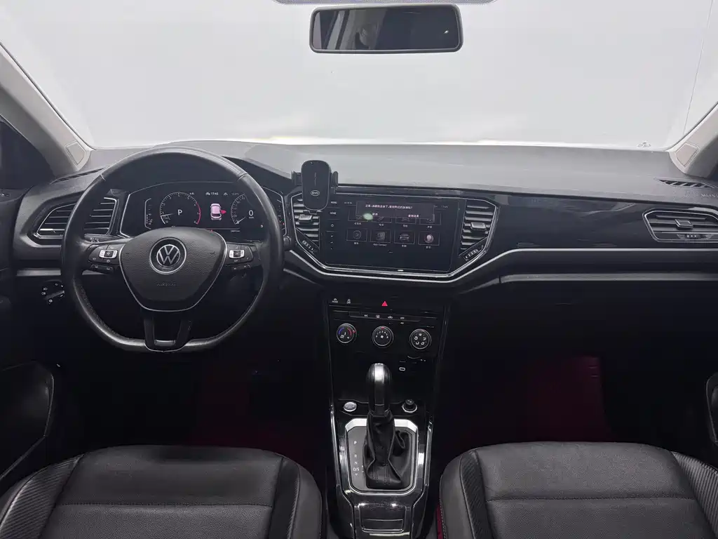 T-ROC 2021 280TSI DSG Two-Wheel Drive Comfort Smart Connect Edition