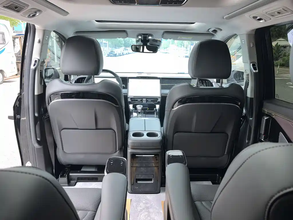 Chery M8 2024 Master Series 400T Prestige Edition