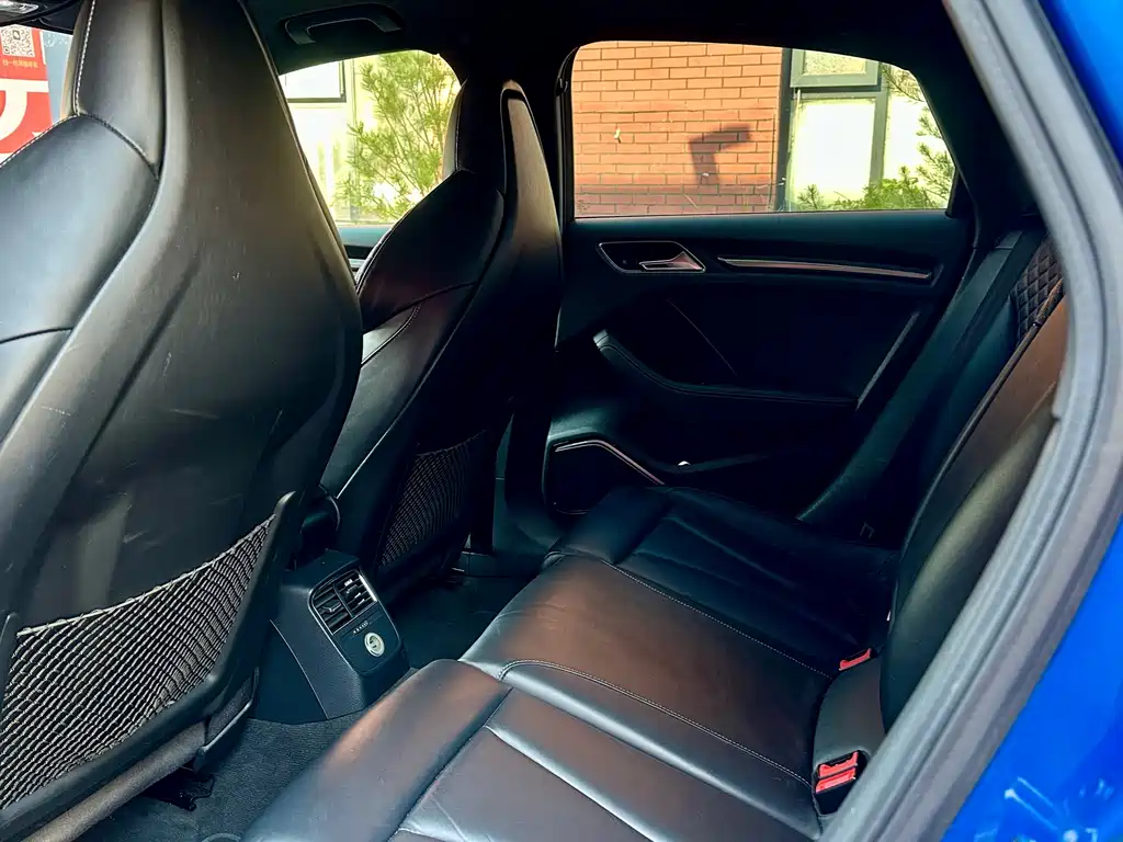Audi RS 3 2017 model RS 3 2.5T Limousine