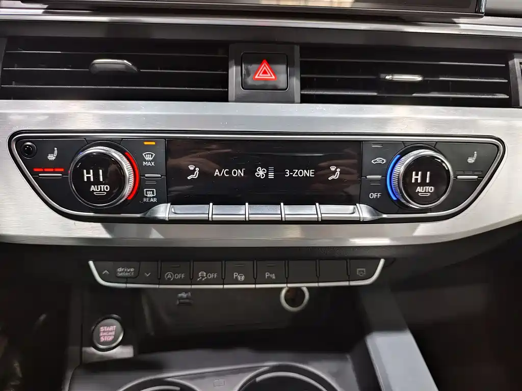 Audi A4L 2022 40 TFSI Luxury Dynamic Edition