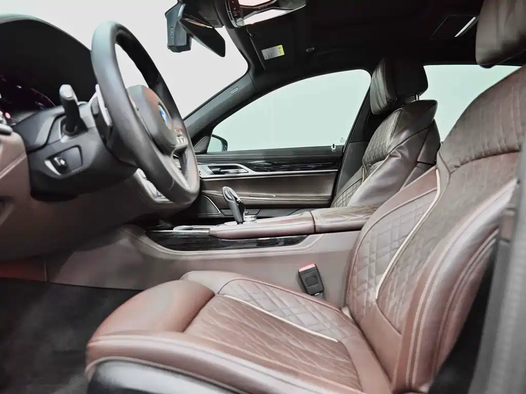 BMW 7 Series 2019 740Li Leading Edition M Sport Package