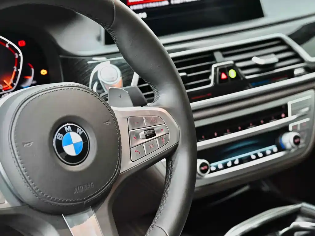BMW 7 Series 2019 740Li Leading Edition M Sport Package