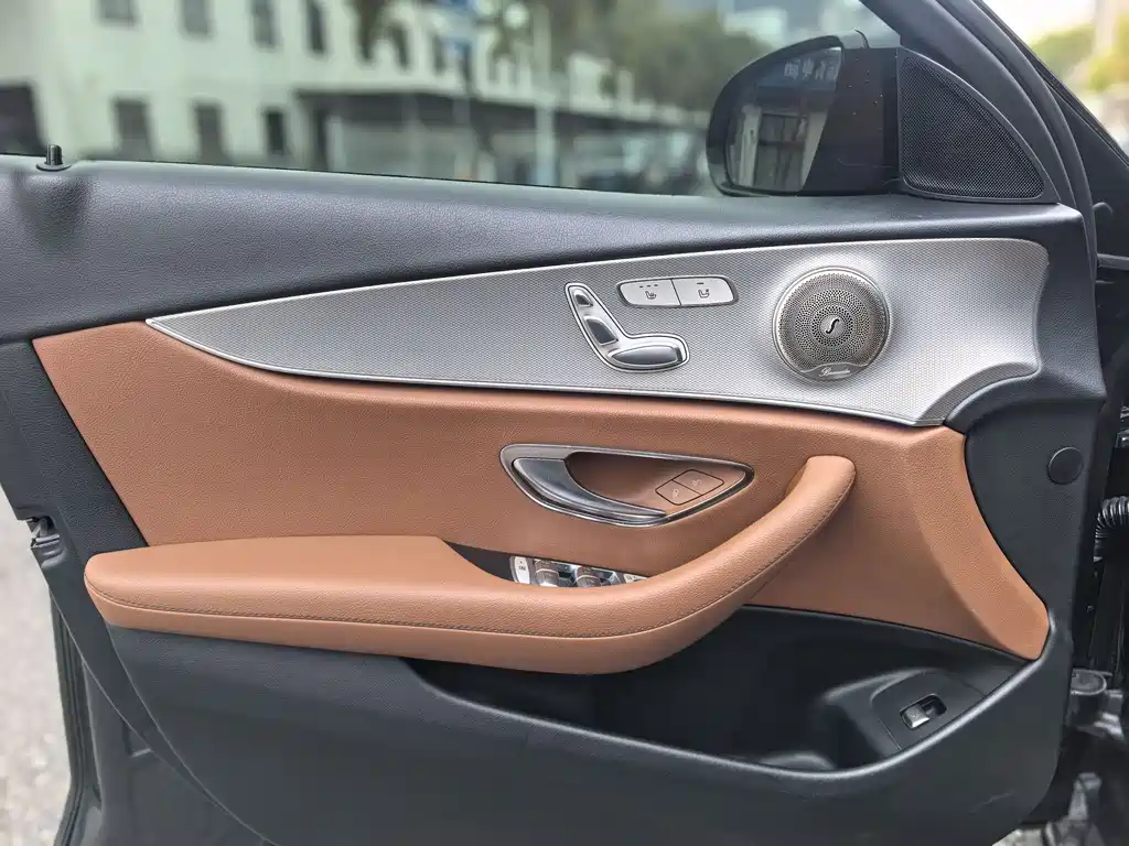 Mercedes E-Class 2017 E 200 Sport 4MATIC