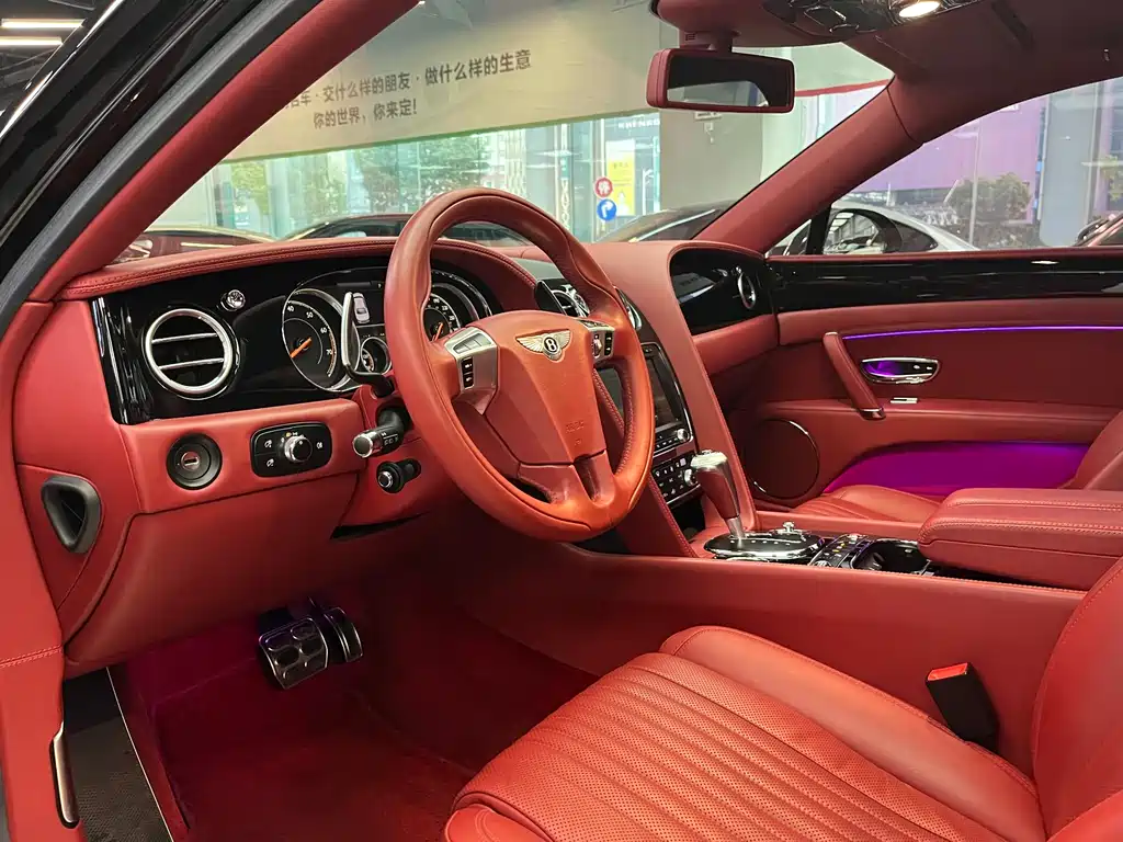 Ferarri 2017 4.0T V8 S Standard Edition