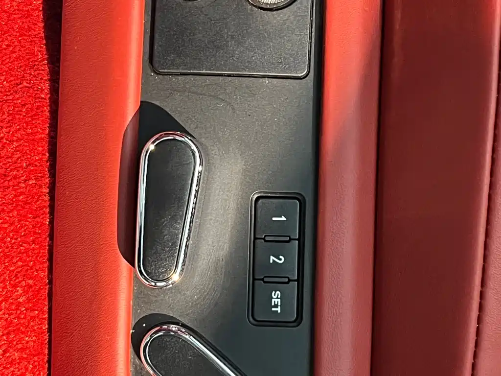 Ferarri 2017 4.0T V8 S Standard Edition