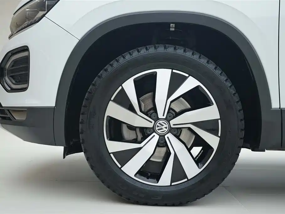 Tayron 2020 330TSI Two Drive Luxury Smart Connect Edition