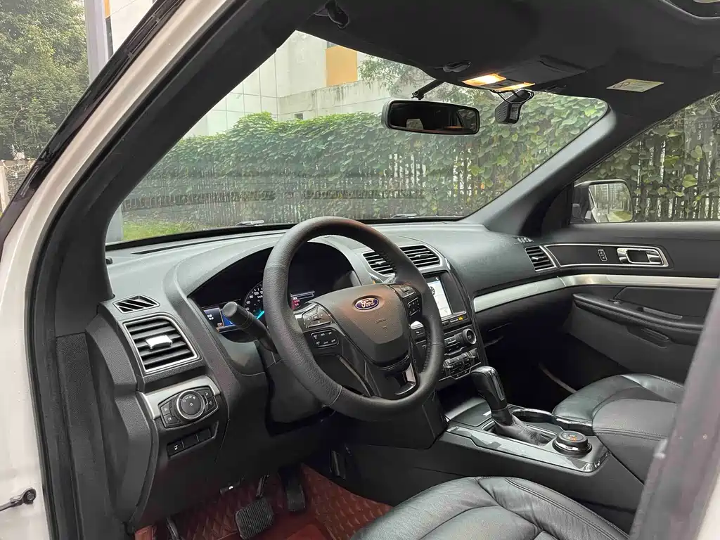 Explorer Import 2016 2.3T Fashion Edition