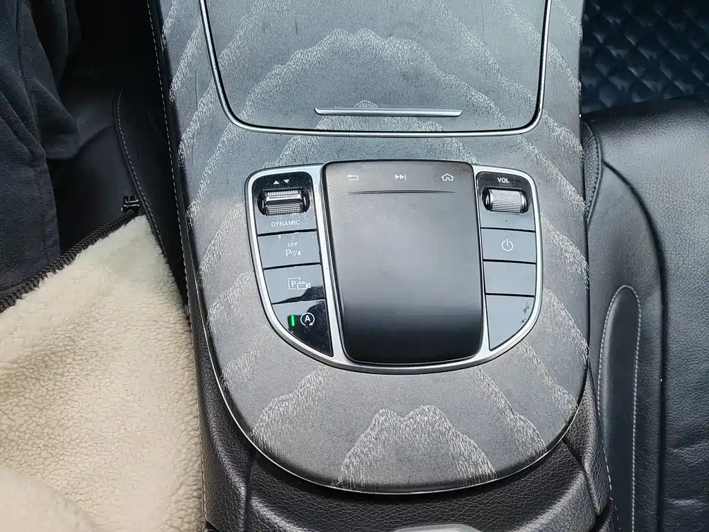 Mercedes-CLS 2018 CLS 300 Dynamic Edition