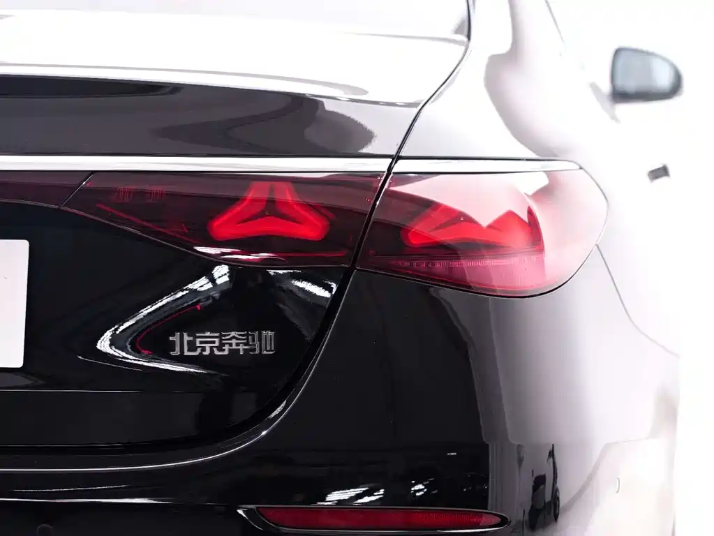 Mercedes-Benz E-Class 2025 Model E 300 L Fashion Edition