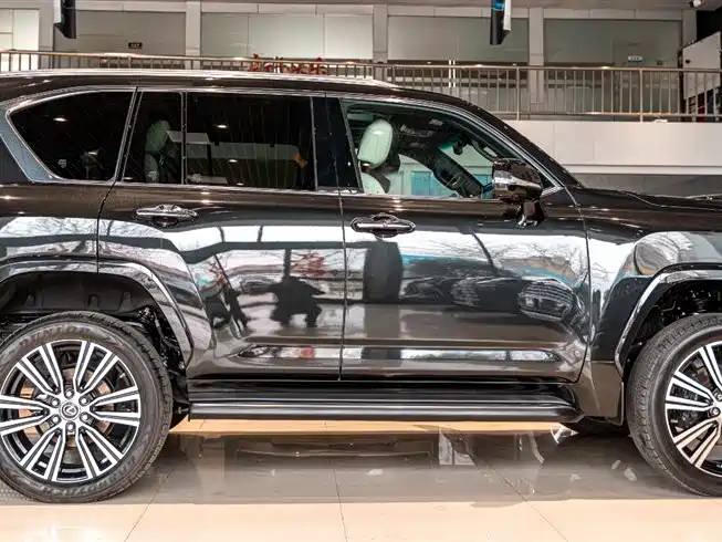 Lexus LX 2023 600 US Specification