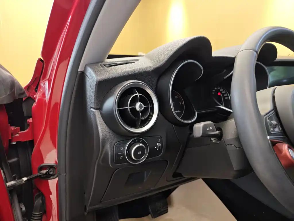 Stelvio 2017 2.0T 200HP Elite Edition