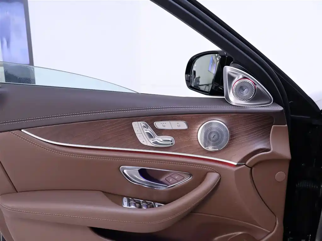 Mercedes-Benz E-Class 2023 E 300 L Luxury Edition