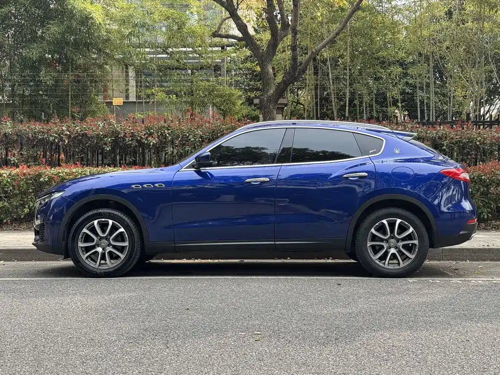 Levante 2019 3.0 T Standard Edition Euro V
