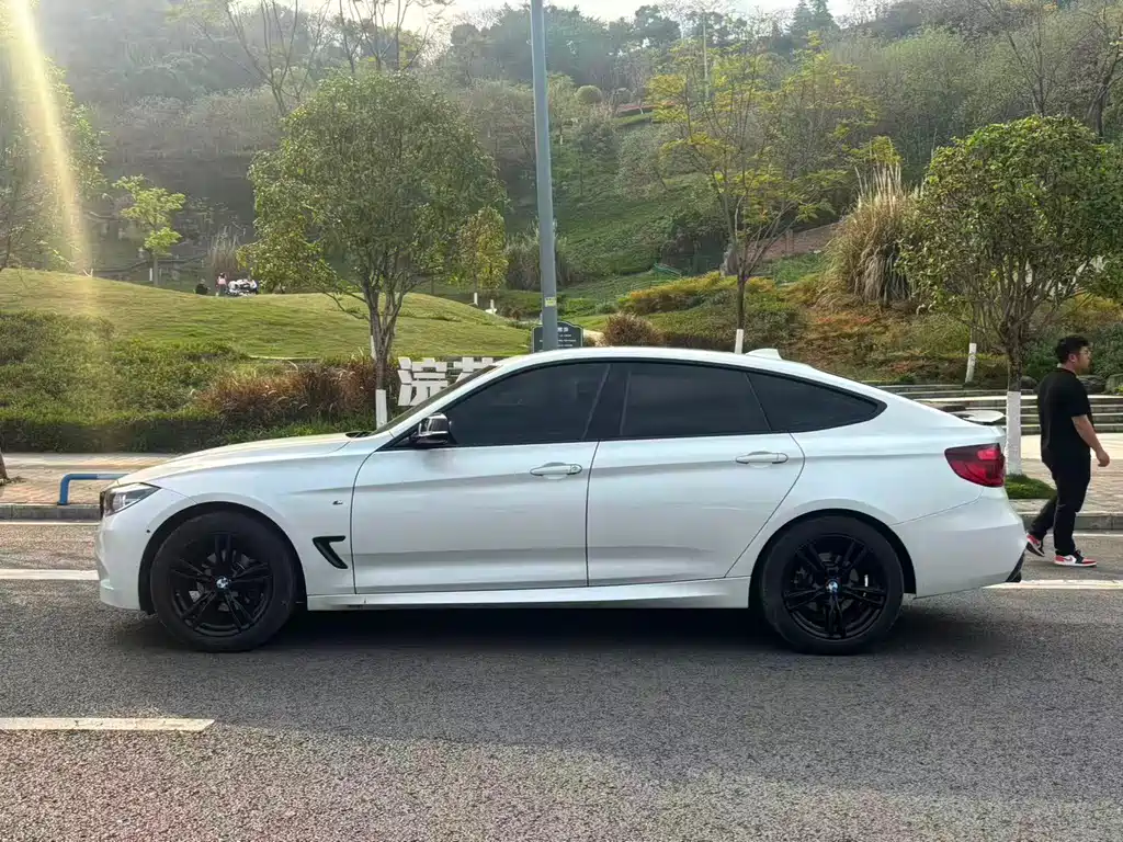 BMW 3 Series GT 2019 320i M Sport Nightshade Edition