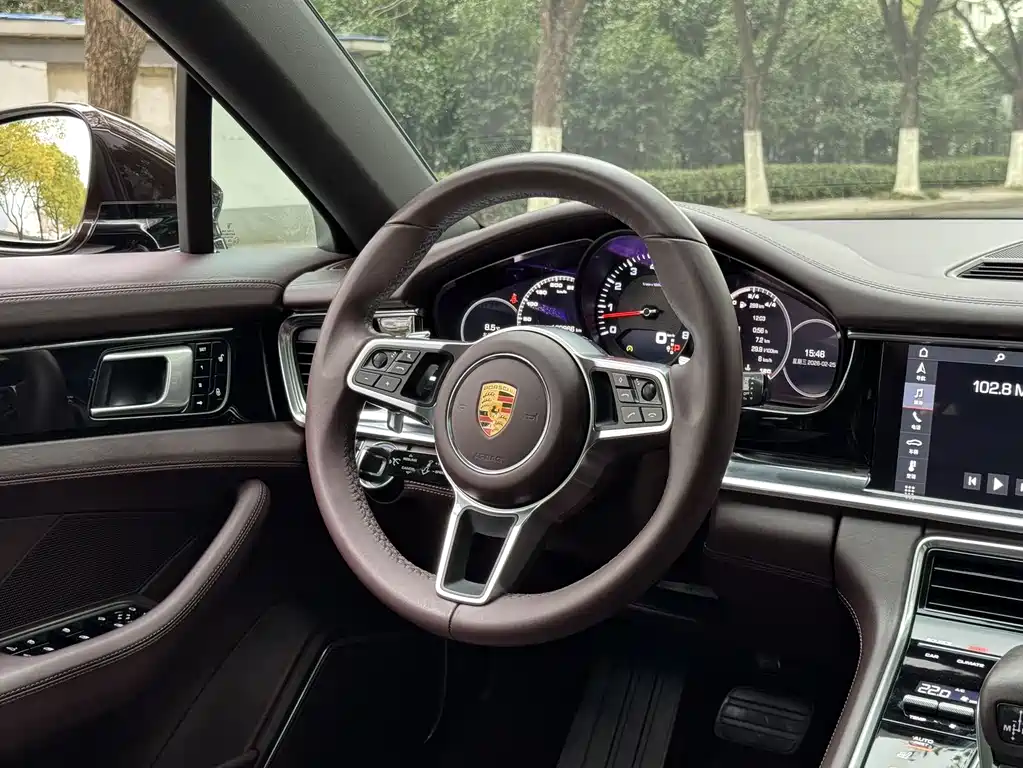 Panamera Executive Long Wheelbase 3.0T