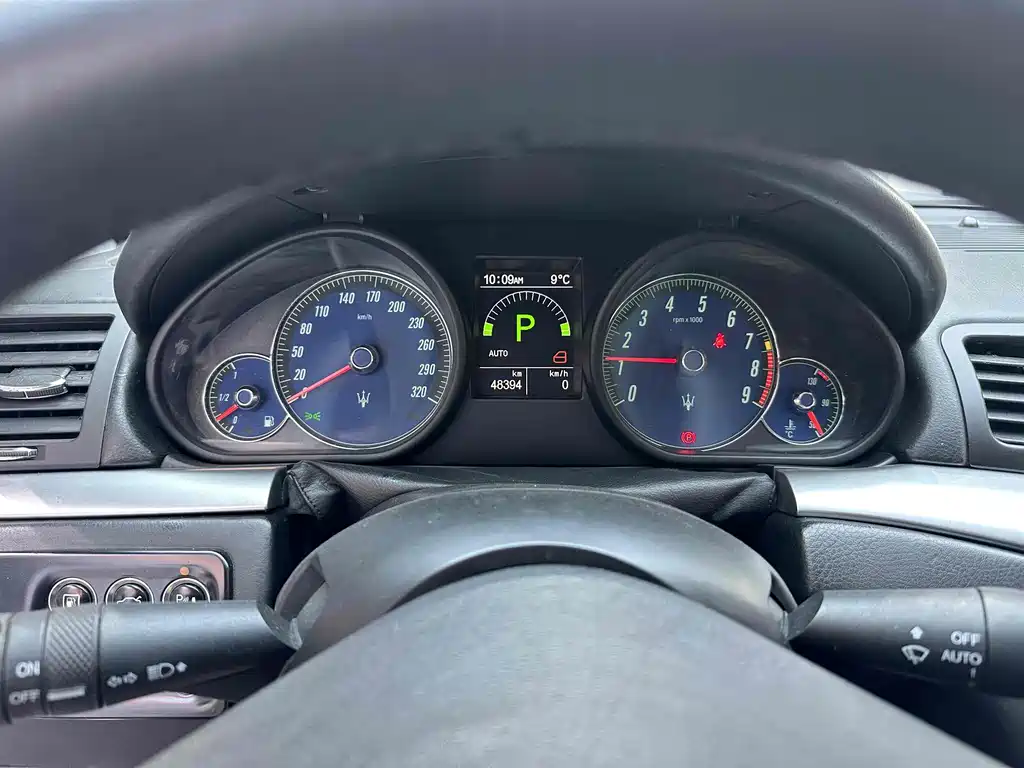 Gran Turismo 2009 4.7L Sport Automatic
