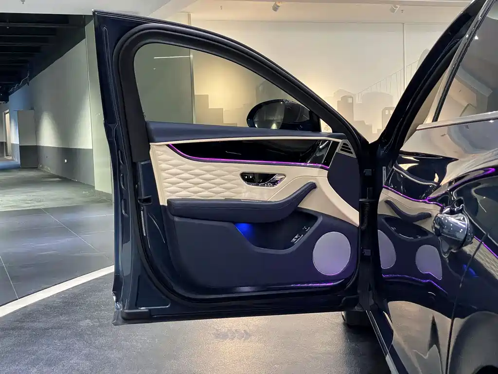 Phaeton 2020 model 6.0T W12 standard edition