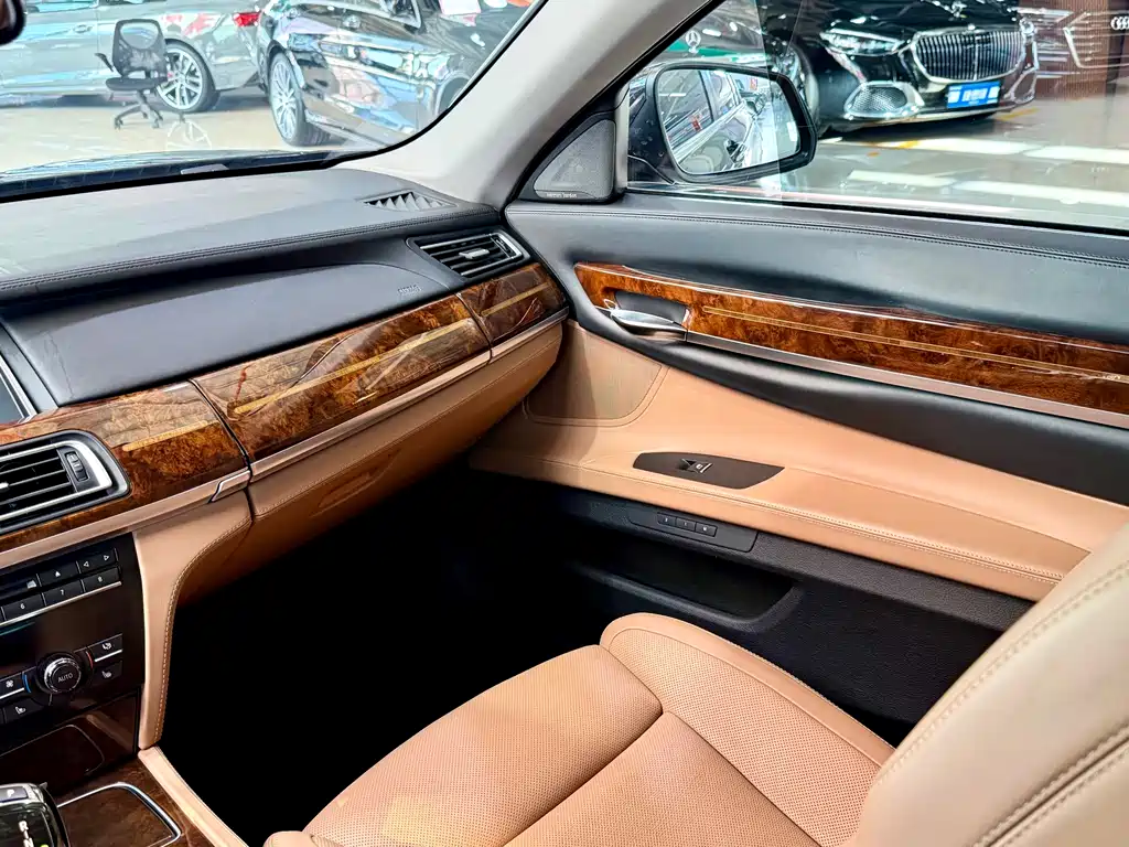 BMW 7 Series 2013 760Li