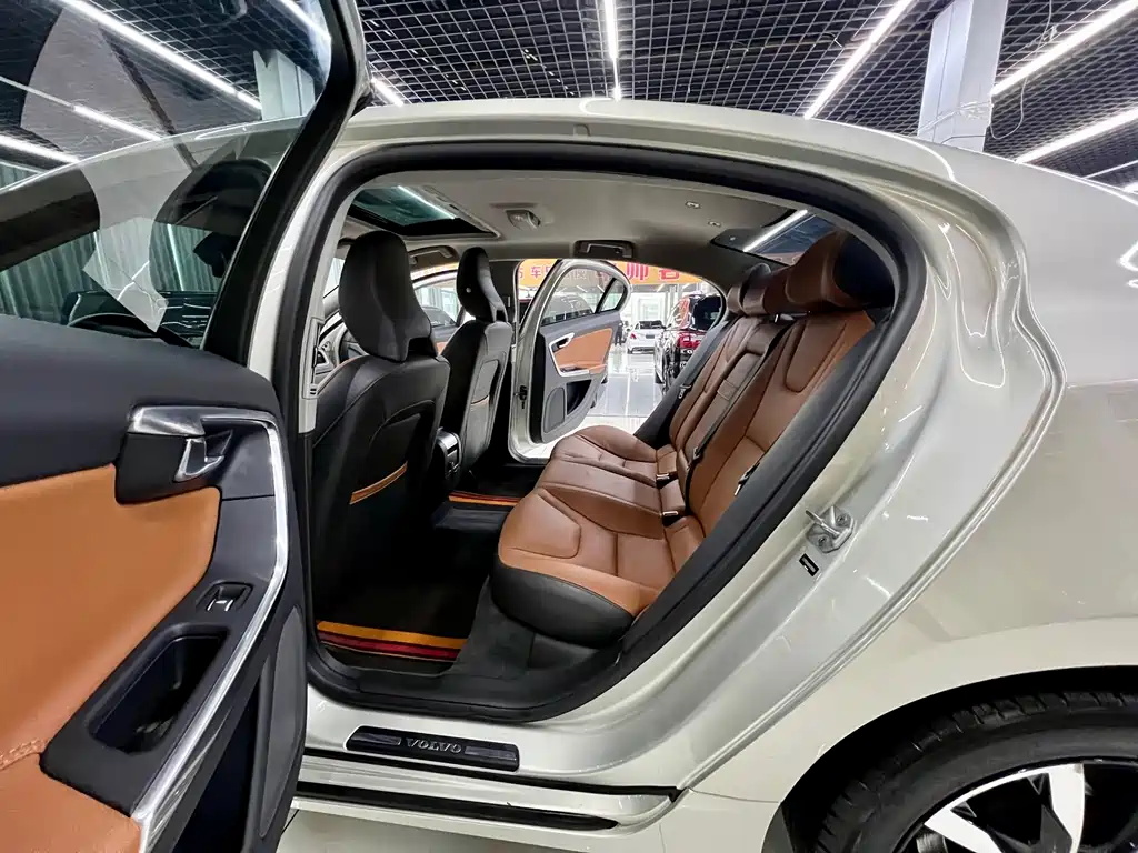 Volvo S60 2019 S60L T3 Smart Progress Edition