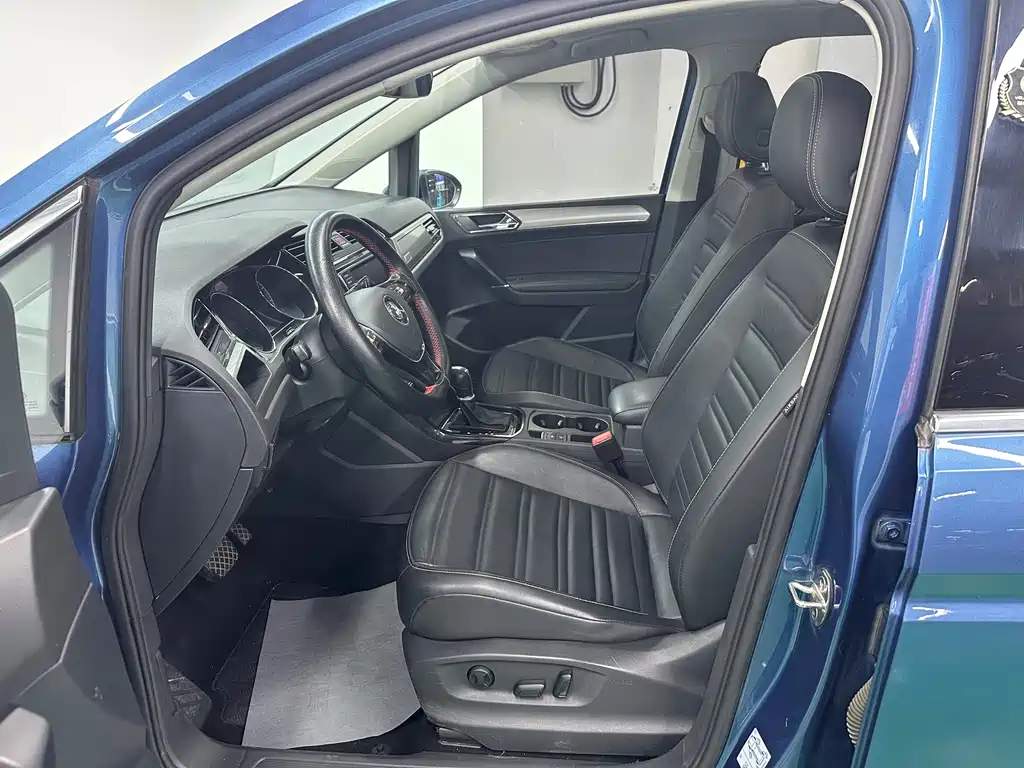 Tuanan 2018 7-seat Luxury Edition 280TSI DSG