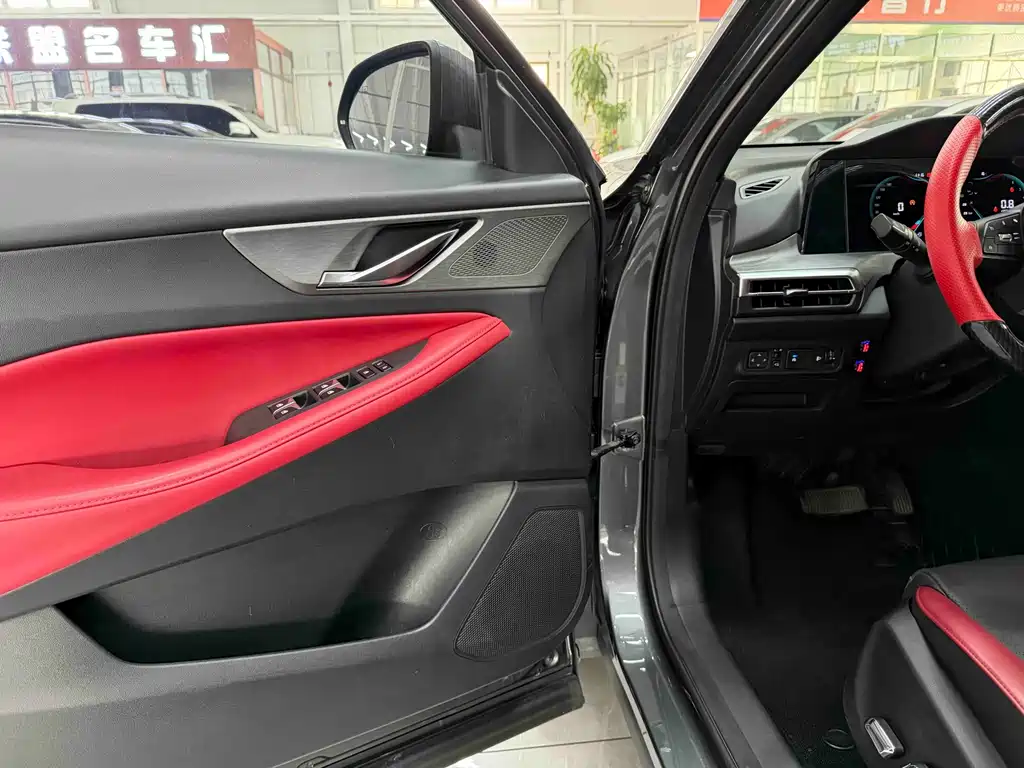 CS35PLUS 2021 Facelift Blue Whale NE 1.4T DCT Luxury Edition