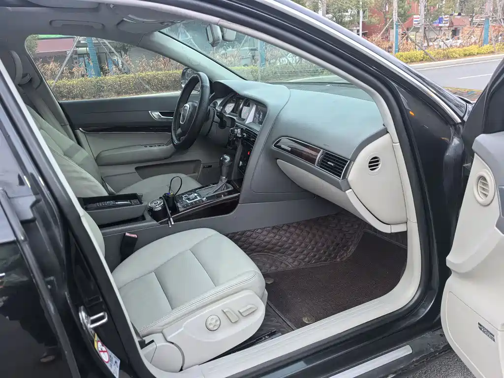 Audi A6L 2011 3.0 TFSI quattro Luxury Edition