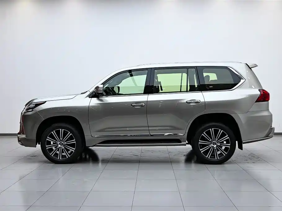 Lexus LX 2017 570 Luxury Edition