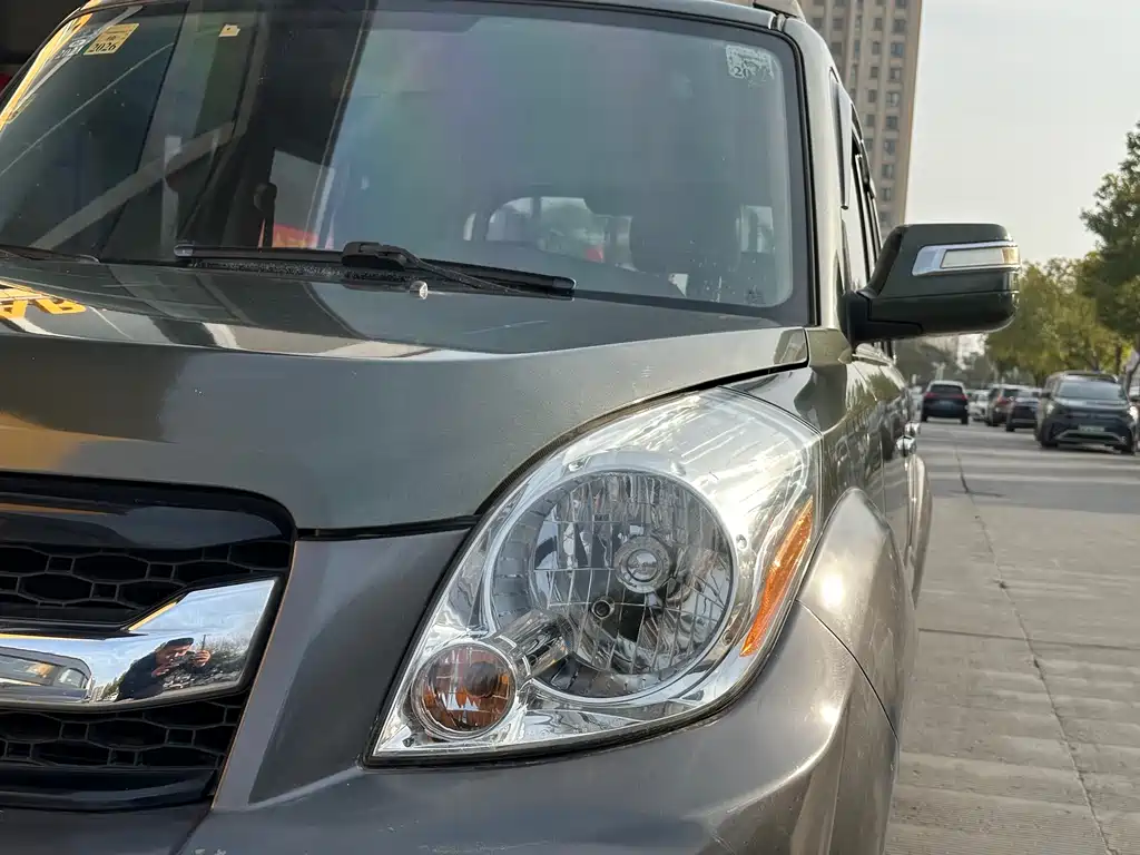 Changcheng M2 2014 Model 1.5L Manual Urban Edition