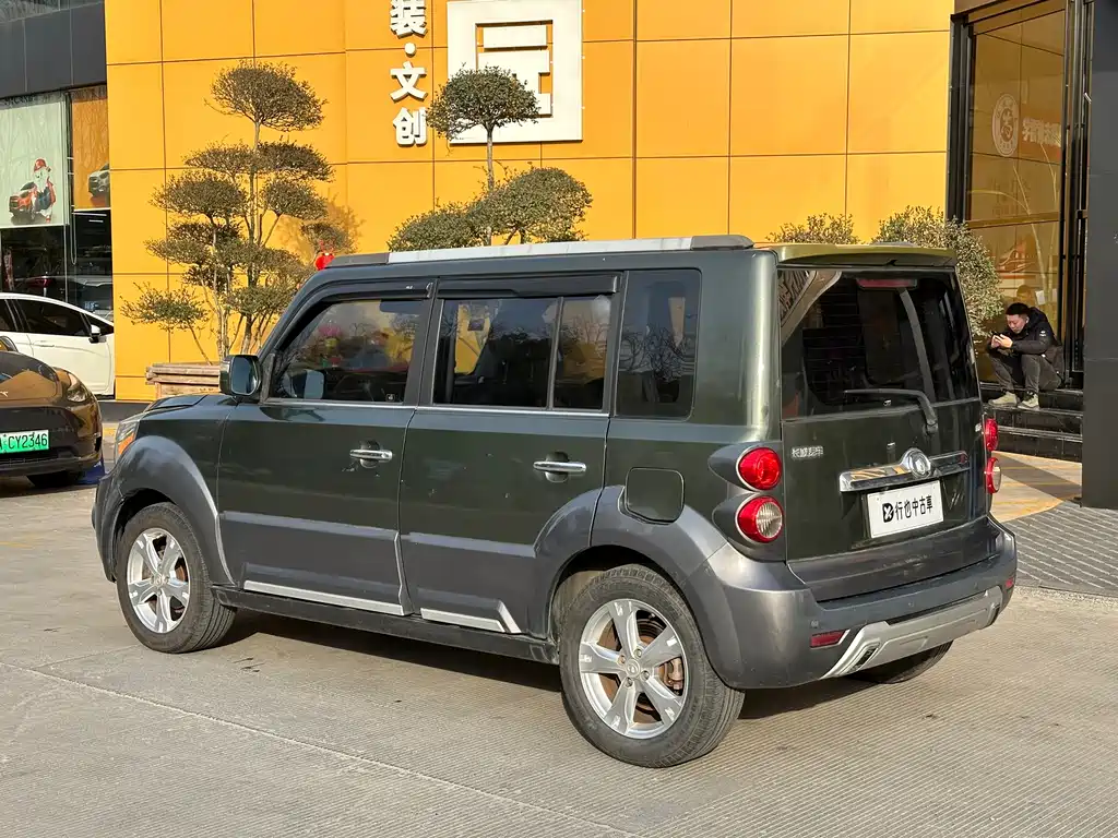 Changcheng M2 2014 Model 1.5L Manual Urban Edition
