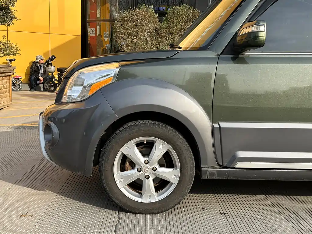 Changcheng M2 2014 Model 1.5L Manual Urban Edition