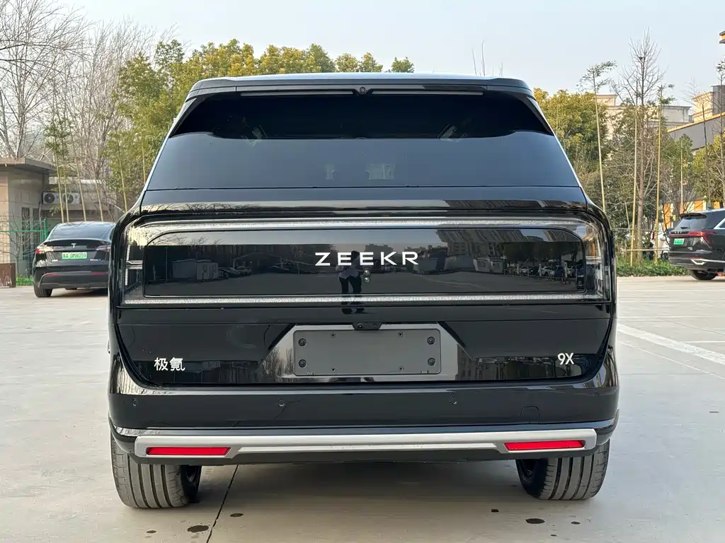 Jizhe 9X 2025 Model Hyper Edition 70kWh