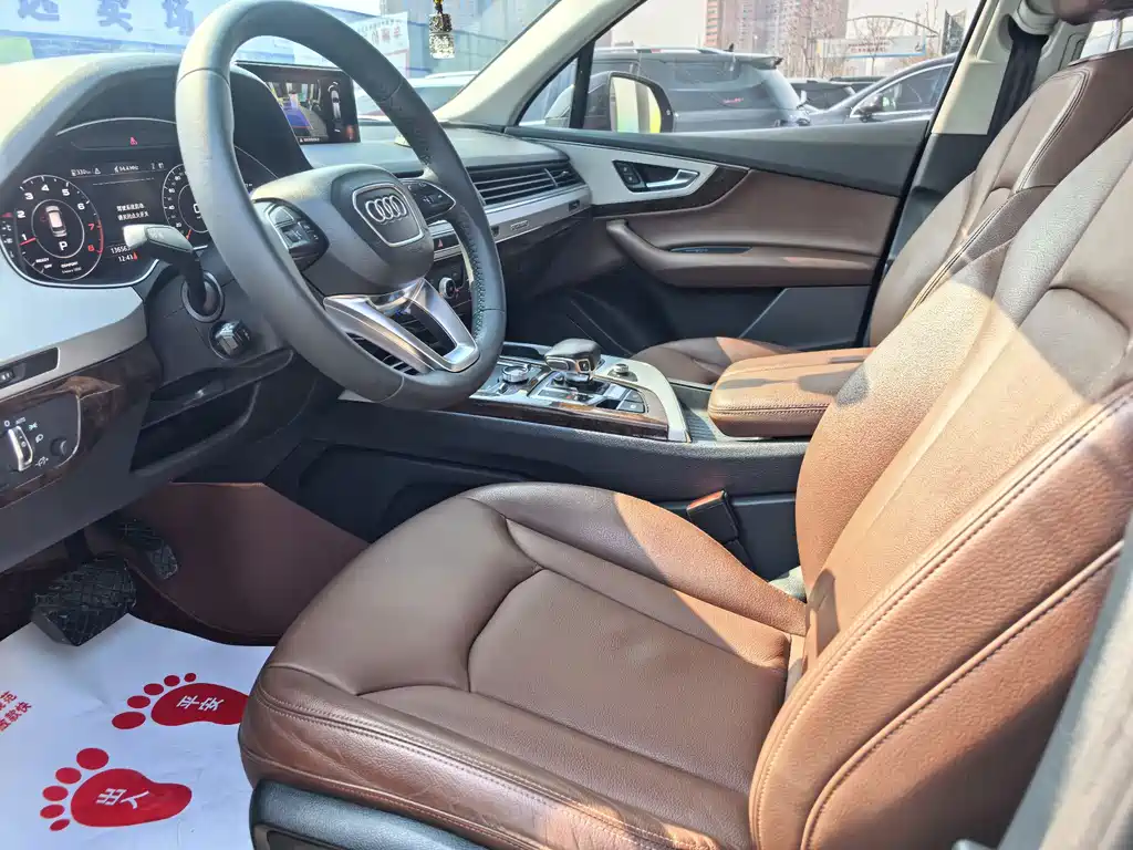 Audi Q7 2019 45 TFSI Comfort Edition