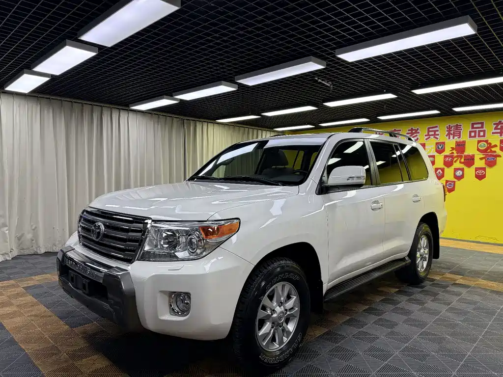 Land Cruiser 2012 4.0L Automatic VX