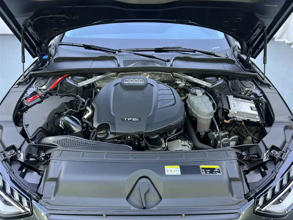 Audi A4L 2022 40 TFSI Sporty Dynamic Edition