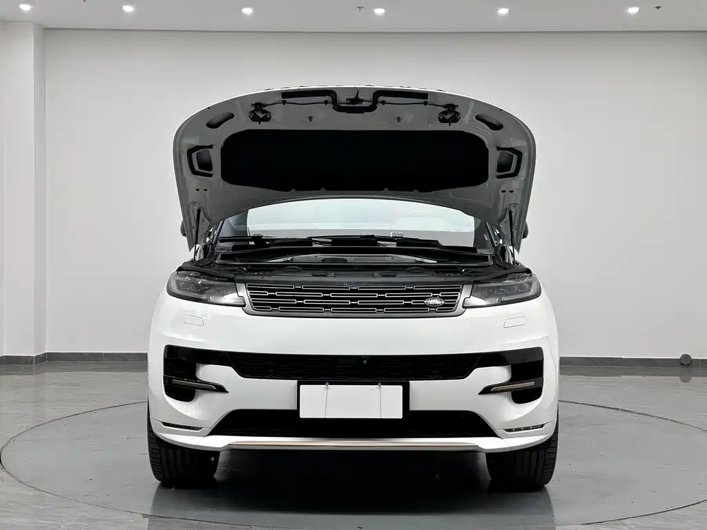 Range Rover Sport 2024 400PS Dynamic SE