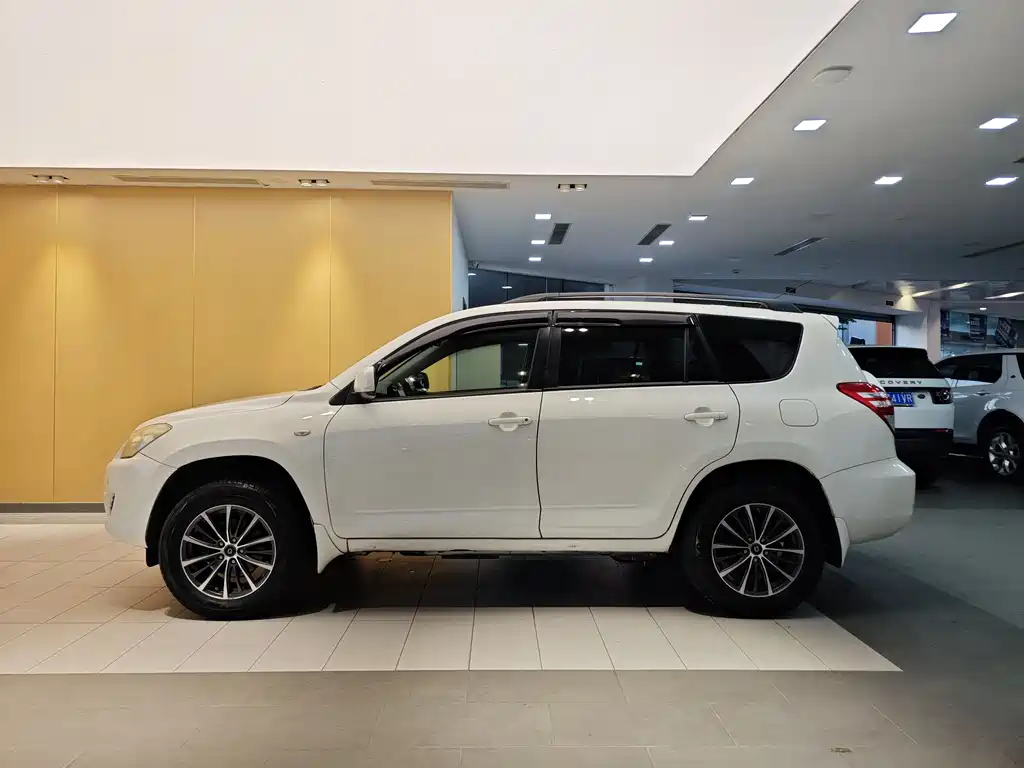 RAV4 2009 Luxury Automatic Edition