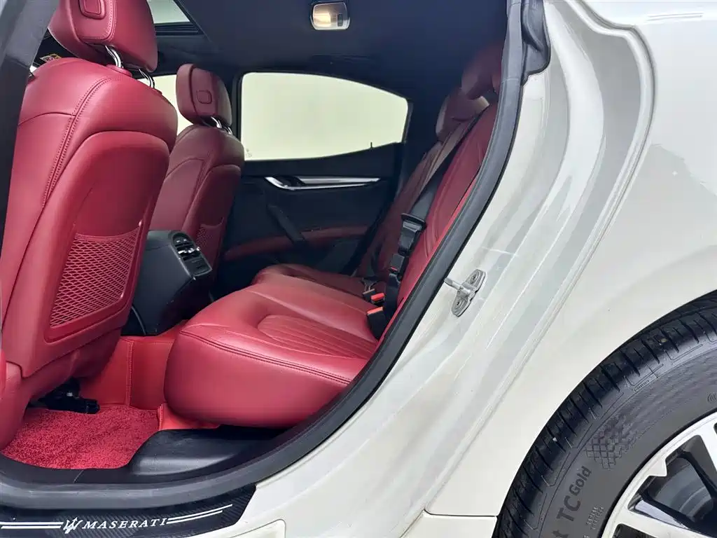 Ghibli 2018 3.0T Standard Edition