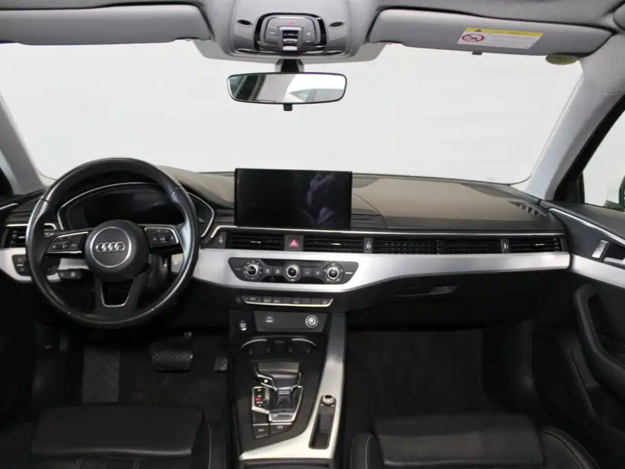 Audi A4L 2024 40 TFSI Fashion Dynamic Edition