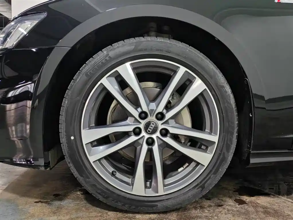 Audi A6L 2024 40 TFSI Luxury Dynamic Edition