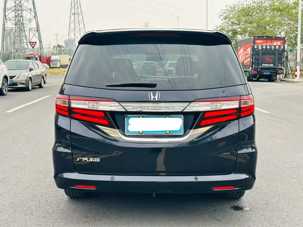 Odyssey 2015 model restyled 2.4L Grand Touring Edition