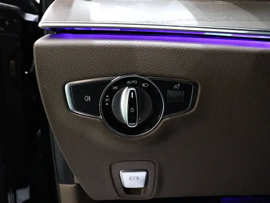 Mercedes-Benz E-Class 2023 E 260 L