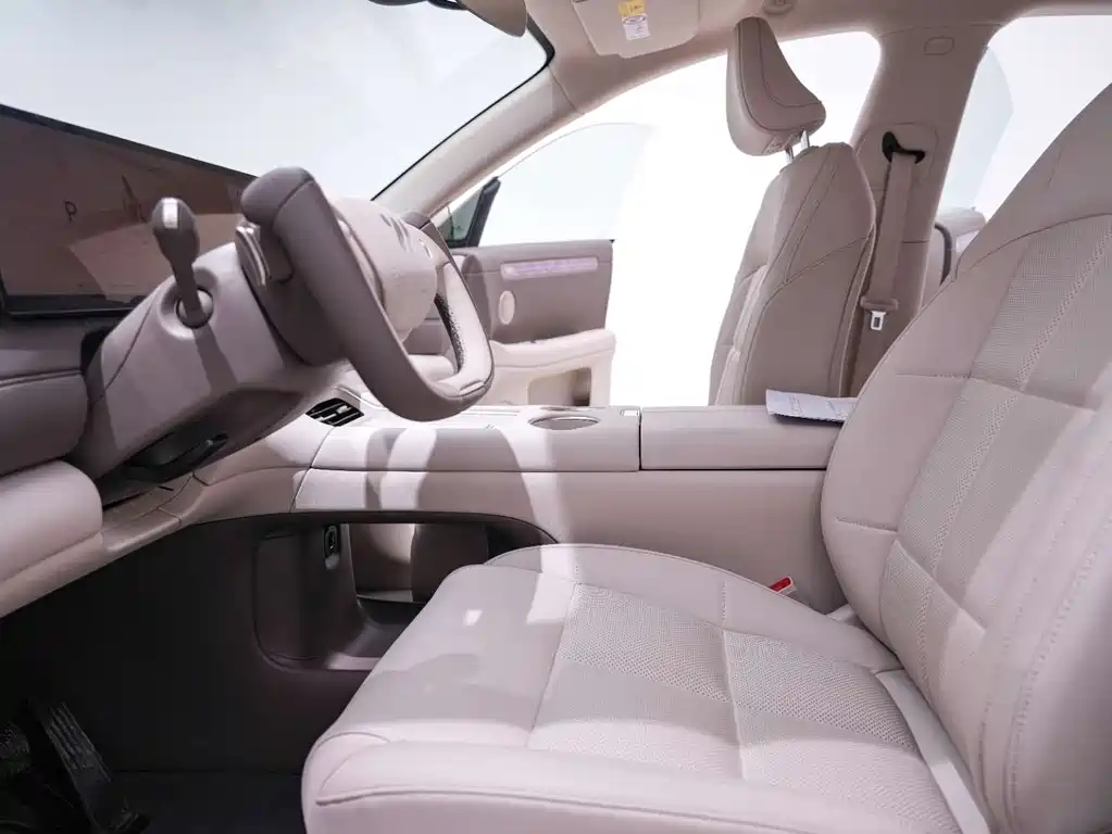 LS6 2026 Range-Extended 52 Max