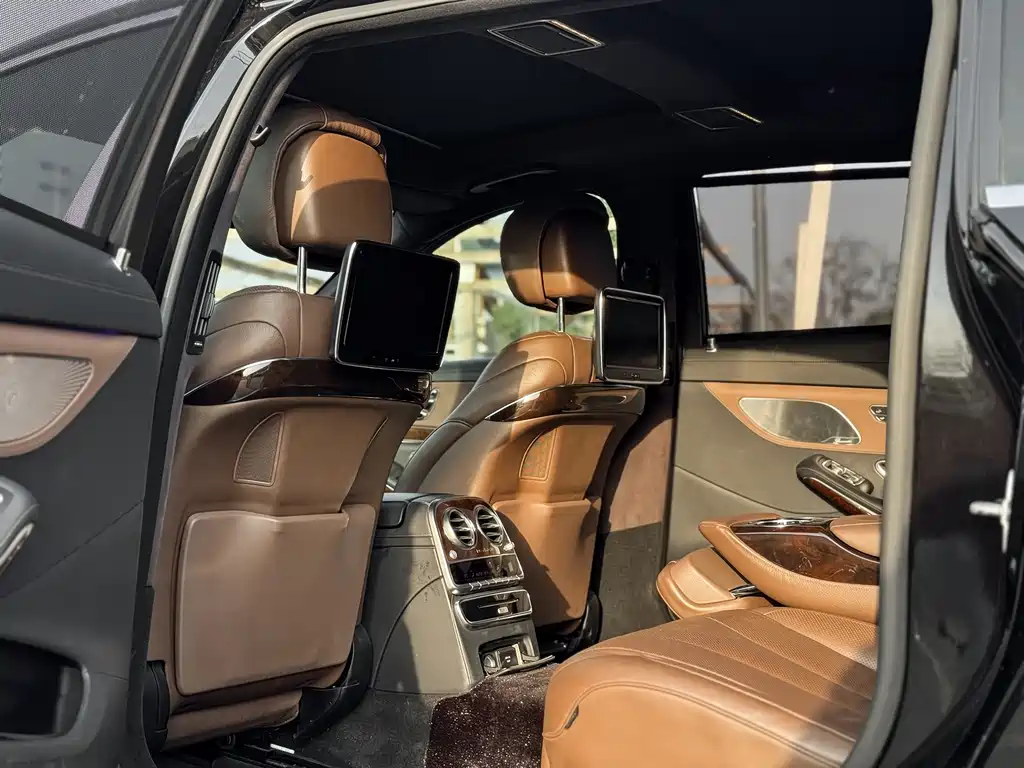 Maybach S-Class 2015款 S 400 4MATIC