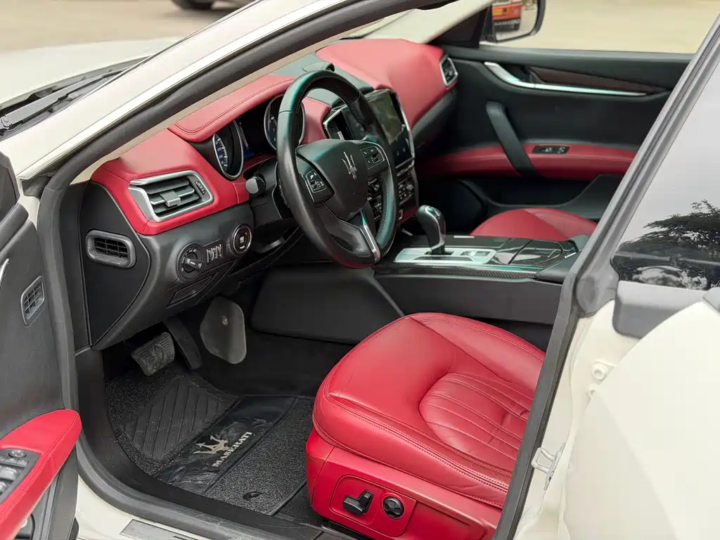 Ghibli 2014 3.0T Standard Edition