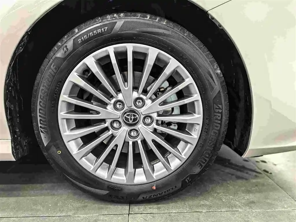 Camry 2026 2.0E Elite Edition